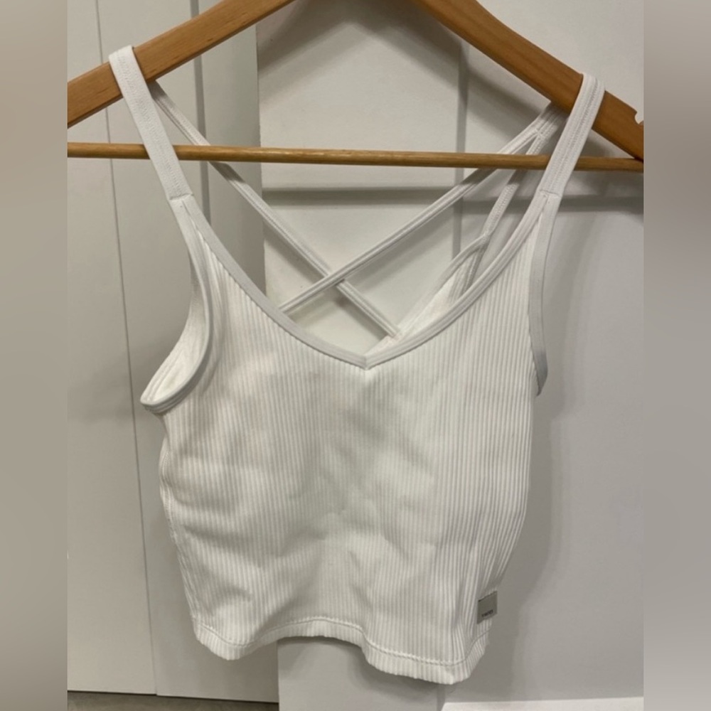 Vuori White Ribbed Tank Top